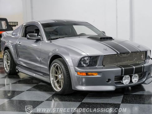 Used 2006 Ford Mustang GT image 15