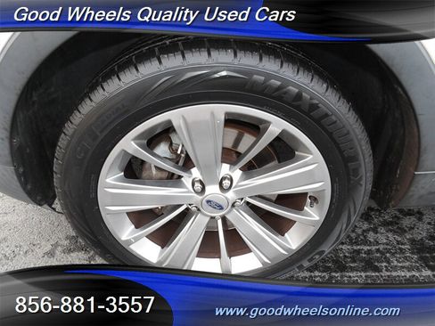 Used 2019 Ford Explorer Limited w/ Ford Safe & Smart Package image 11