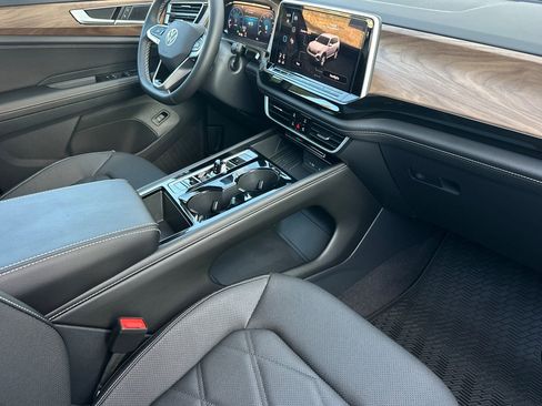 New 2026 Volkswagen Atlas SE image 15