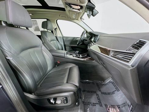 Used 2021 BMW X7 xDrive40i w/ Executive Package image 31