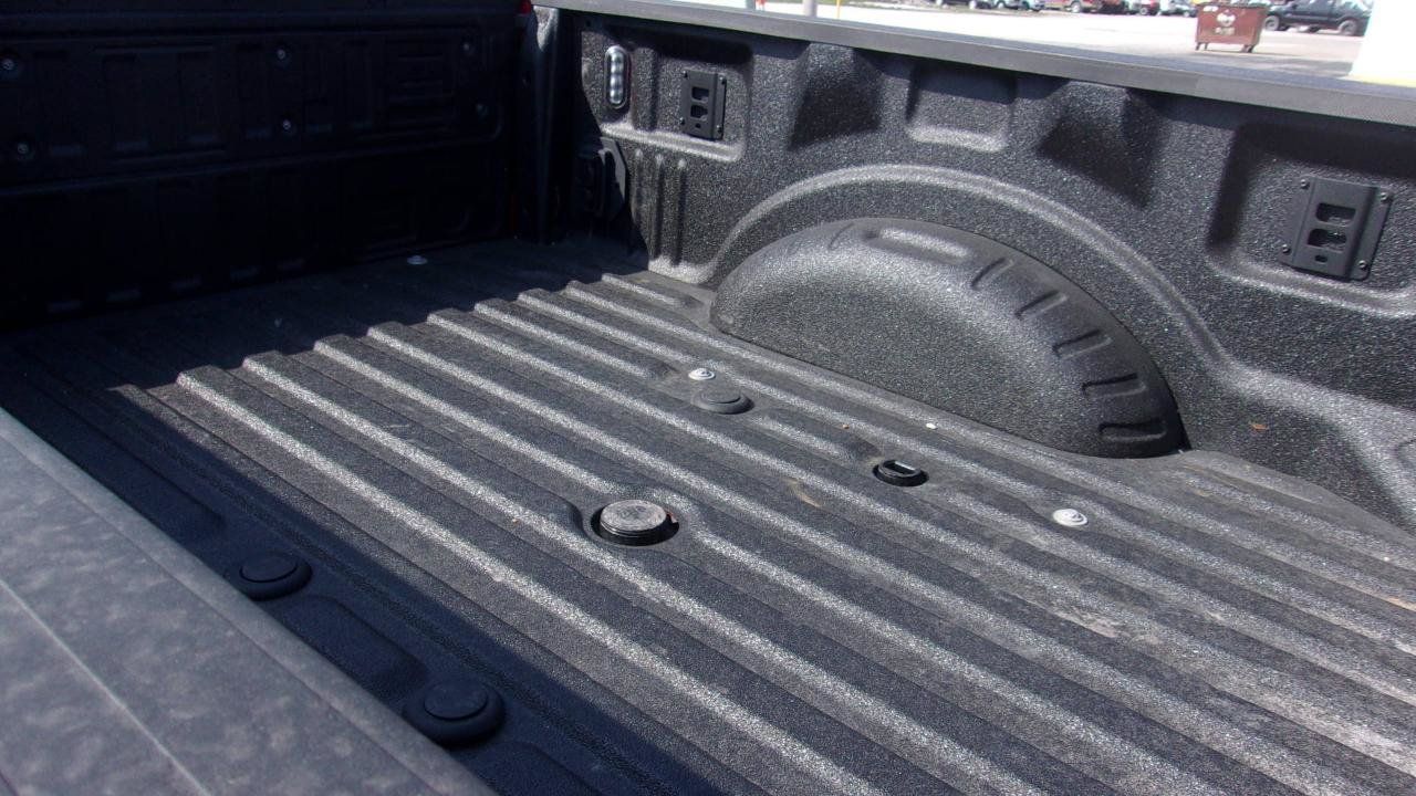 Used 2025 Ford F250 Lariat w/ Lariat Ultimate Package AWD/4WD image 6