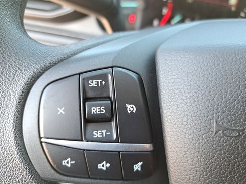 Used 2021 Ford Explorer 4WD image 18