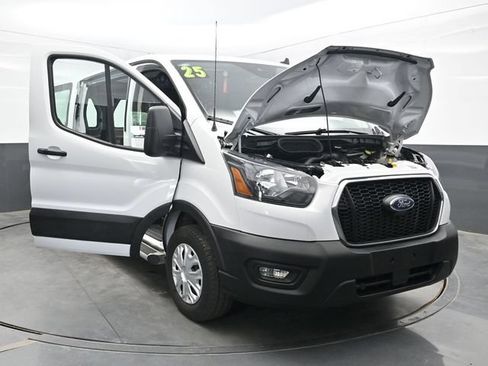 Used 2025 Ford Transit 250 Low Roof w/ Exterior Upgrade Package RWD image 46
