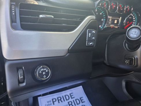 Used 2017 GMC Yukon SLT image 20