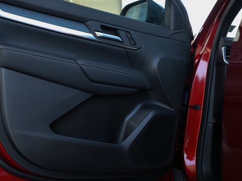 New 2026 GMC Terrain Elevation w/ Black Edition image 9