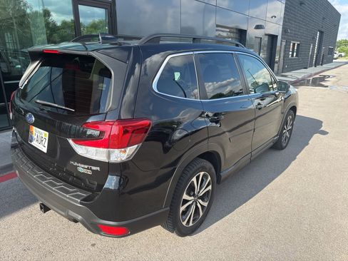 Used 2020 Subaru Forester Limited w/ Popular Package #3 AWD/4WD image 3