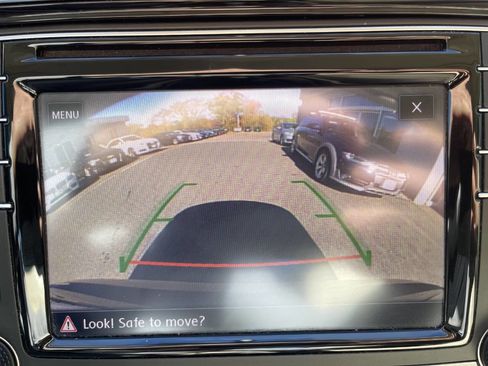 Used 2018 Volkswagen Passat 2.0T R-Line image 13