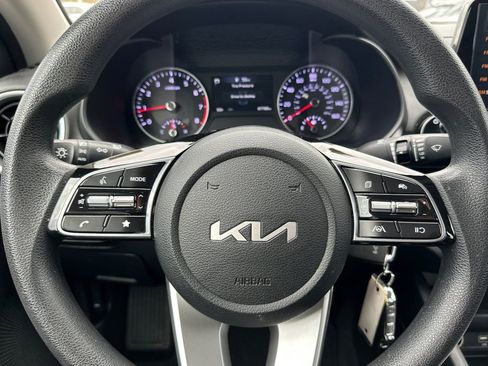 Used 2023 Kia Forte LXS image 21
