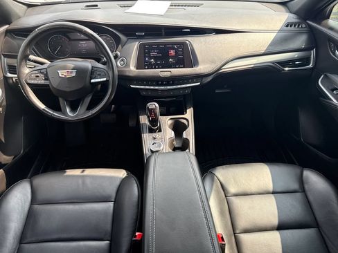 Certified 2023 Cadillac XT4 Premium Luxury FWD image 10