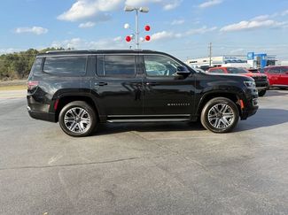 Used 2024 Jeep Wagoneer Series II w/ Flexible Seating Group RWD video 2