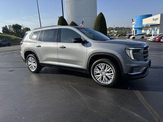 Used 2025 GMC Acadia Elevation w/ Elevation Premium Package AWD/4WD video 1