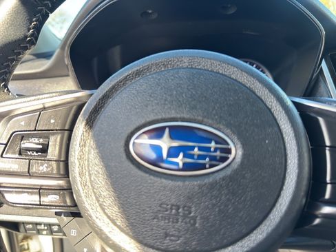 Used 2022 Subaru Outback Premium image 37