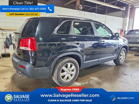 Used 2012 Kia Sorento LX w/ Convenience Pkg FWD image 4