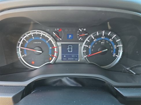 Used 2019 Toyota 4Runner SR5 Premium image 26