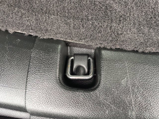 Used 2018 Jeep Cherokee Overland w/ Technology Group AWD/4WD image 64