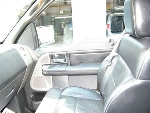 Used 2004 Ford F150 XLT AWD/4WD image 15