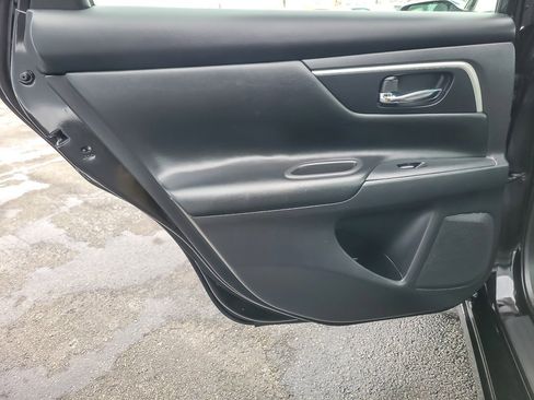 Used 2018 Nissan Altima 2.5 SR image 15