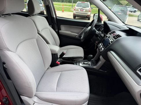 Used 2016 Subaru Forester 2.5i Premium AWD/4WD image 13