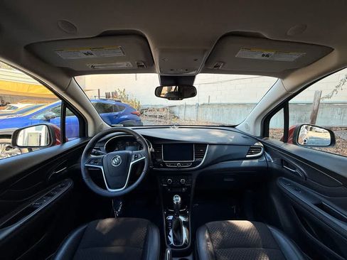Used 2021 Buick Encore Preferred w/ Safety Package AWD/4WD image 10