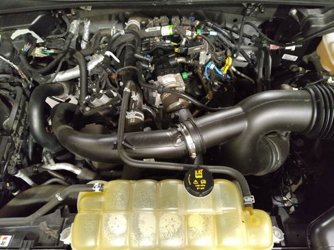 Used 2020 Ford F150 XLT w/ Equipment Group 302A Luxury AWD/4WD image 30