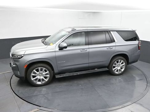 Used 2023 Chevrolet Tahoe High Country w/ Premium Package 2 AWD/4WD image 18