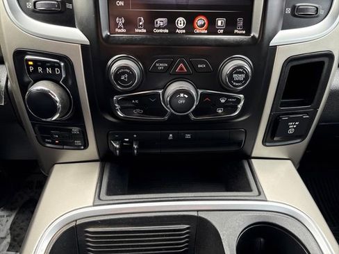 Used 2016 RAM 1500 Classic SLT w/ SLT Plus D←cor Group image 20