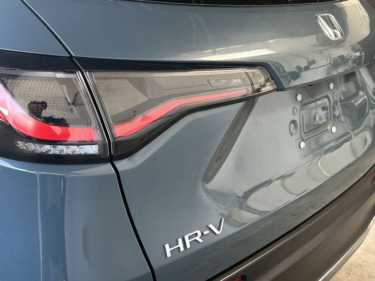 Used 2024 Honda HR-V Sport image 10
