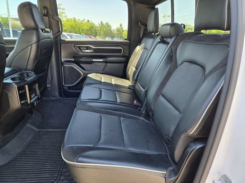 Used 2023 RAM 1500 Laramie AWD/4WD image 5