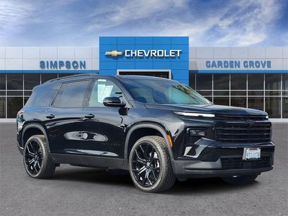 Used 2025 Chevrolet Traverse LT w/ Driver Confidence Package