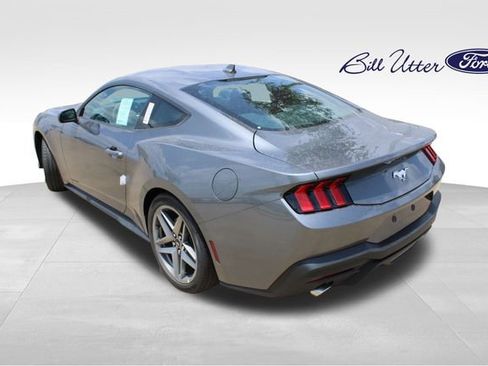New 2025 Ford Mustang Coupe image 4