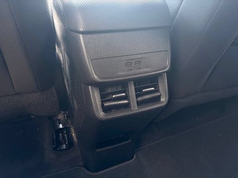 Used 2025 Chevrolet Equinox LT AWD/4WD image 27