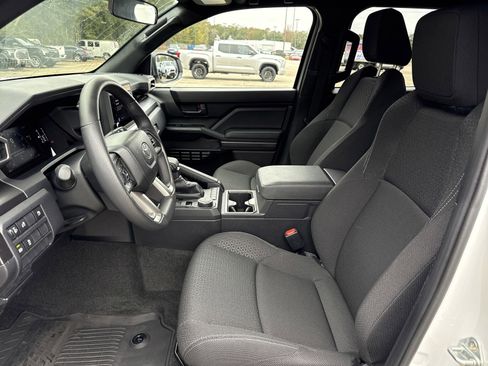 Used 2025 Toyota 4Runner SR5 image 11