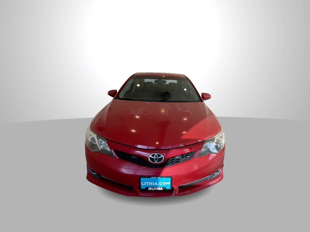 Used 2012 Toyota Camry SE FWD image 3