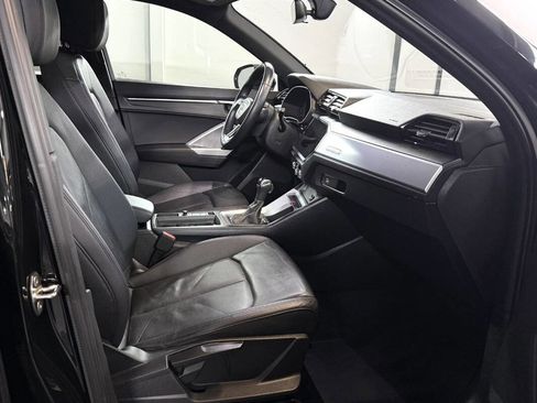 Used 2020 Audi Q3 2.0T Premium w/ Convenience Package image 6