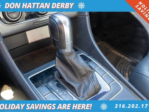 Used 2017 Volkswagen Passat 1.8T R-Line image 9