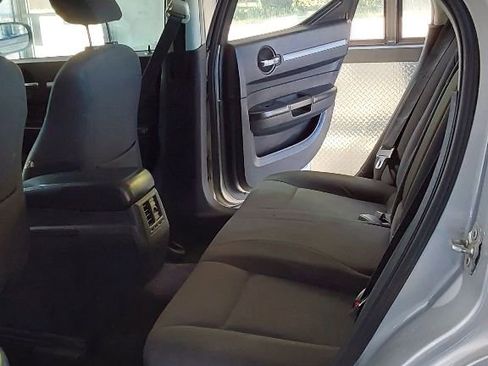 Used 2009 Dodge Charger SXT image 16