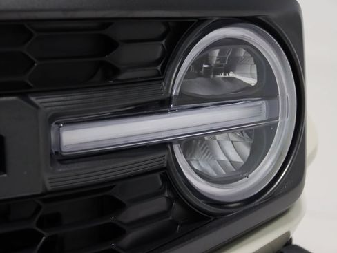 Used 2025 Ford Bronco Raptor AWD/4WD image 14