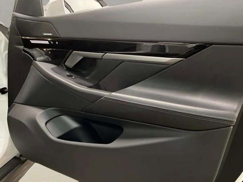 Used 2025 BMW 530i image 79