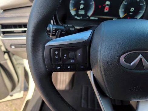 Certified 2025 INFINITI QX60 Luxe w/ Black Edition image 19