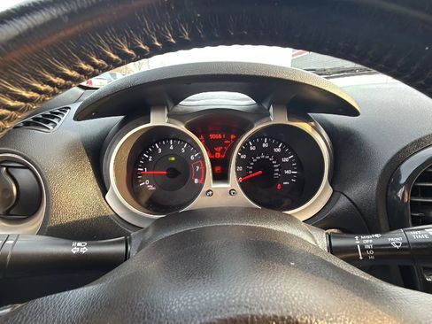 Used 2014 Nissan Juke SV image 19