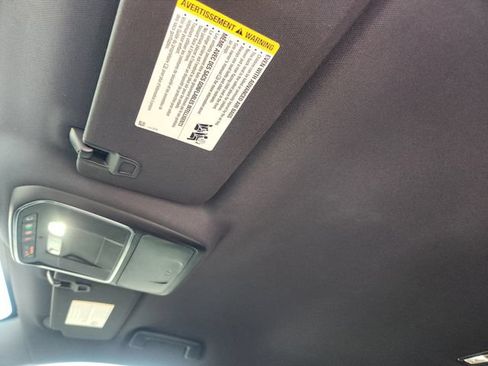 Used 2025 Chevrolet Equinox RS w/ Safety and Technology Package FWD image 26