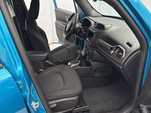 Used 2022 Jeep Renegade Altitude w/ Convenience Group image 26