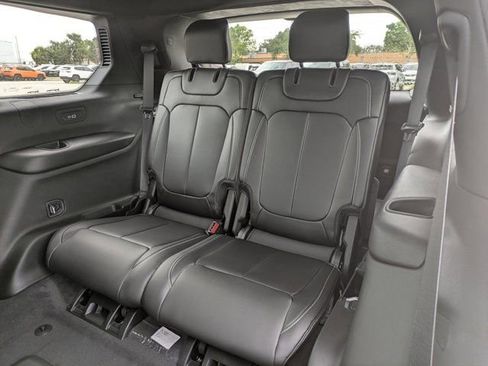 New 2026 Jeep Grand Cherokee L Limited w/ Limited Altitude Package RWD image 15