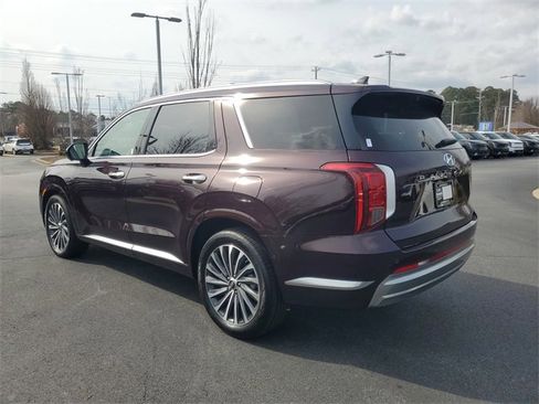 Used 2024 Hyundai Palisade Calligraphy image 6