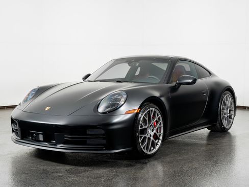 Used 2025 Porsche 911 Carrera S image 22