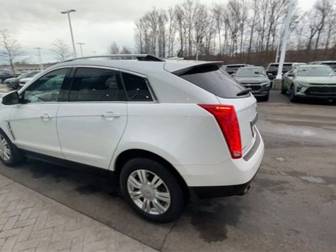 Certified 2012 Cadillac SRX Luxury image 6