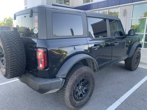 Used 2022 Ford Bronco Wildtrak image 8