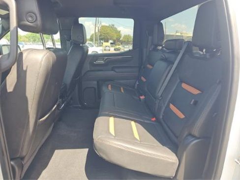 Used 2025 GMC Sierra 1500 AT4 AWD/4WD image 8
