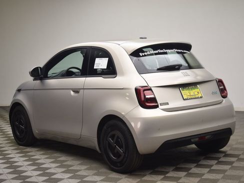 New 2025 FIAT 500 e image 13