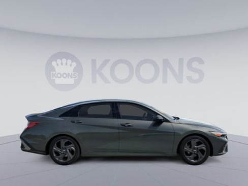 New 2026 Hyundai Elantra Sport FWD image 10